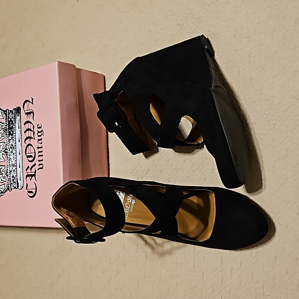 Women's black suede high wedge 8.5